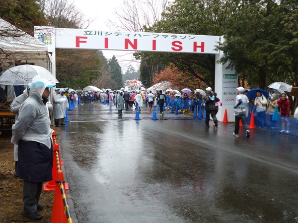 立川シティハーフマラソン2015 フィニッシュ地点