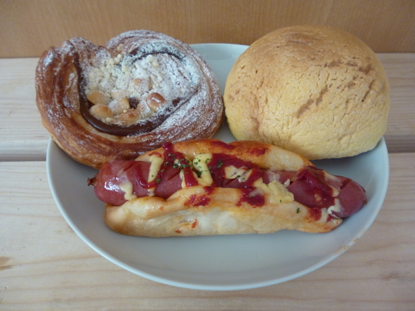 菓子パンと惣菜パン